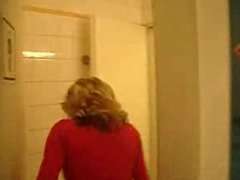 amateurin mit besamten titten (2)